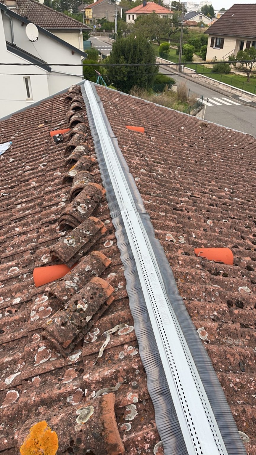 Pose de closoir ventilé au faîtage